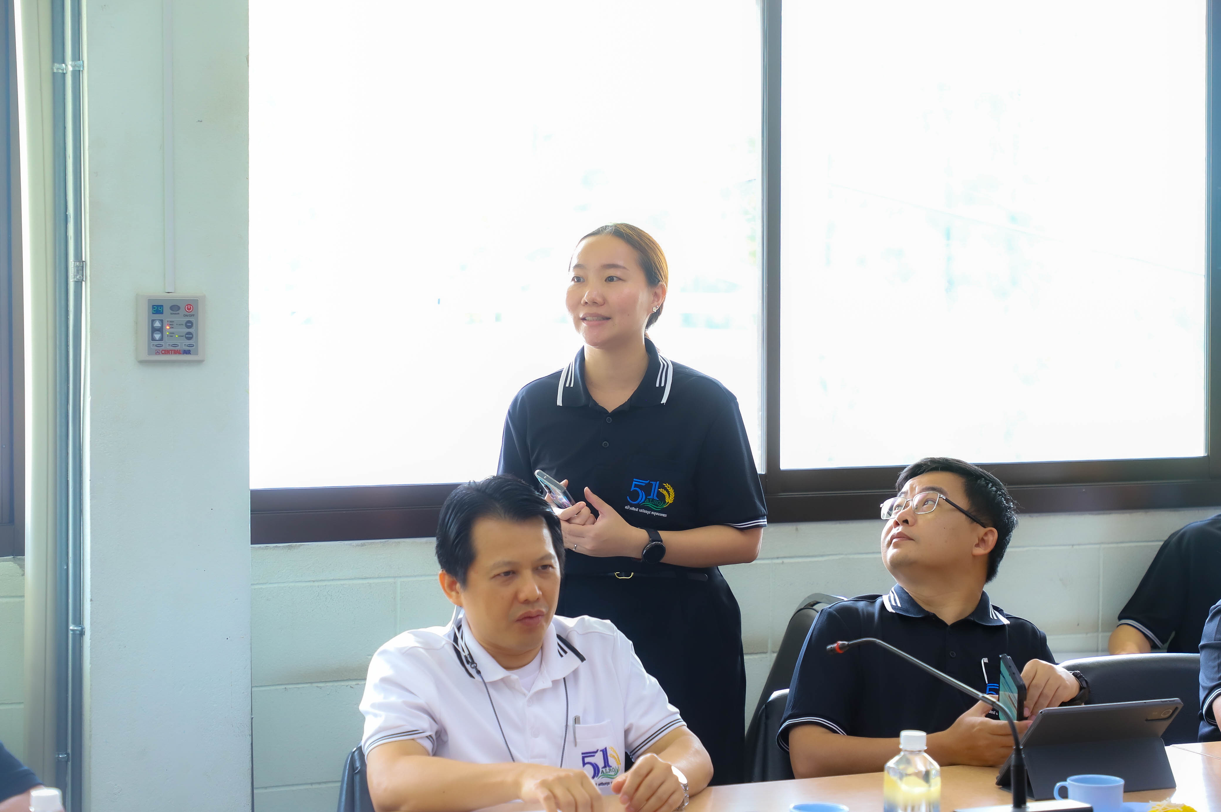 title - รองเลขาฯ ส.ป.ก. ลงพื้นที่มอบนโยบายการดำเนินงานแก่ สพป. พร้อมทั้งตรวจเยี่ยม ส.ป.ก.ปทุมธานี